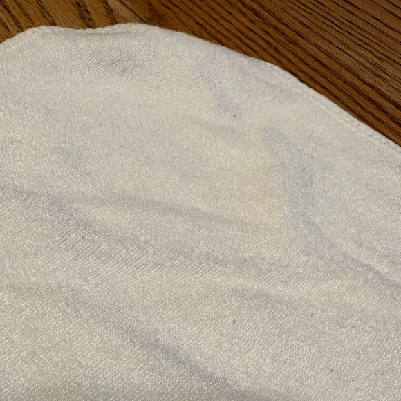 Baby Bear Bundle #2 - Baby blanket and 12 M outfit for the perfect gift - Picture 8 of 9